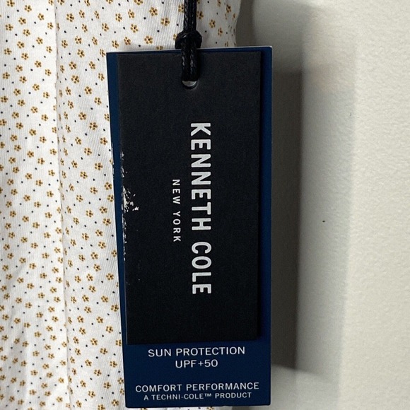 Kenneth Cole Men's Slim Fit Techni-Cole Stretch 3 Button T Shirt Small NWT - Picture 7 of 7